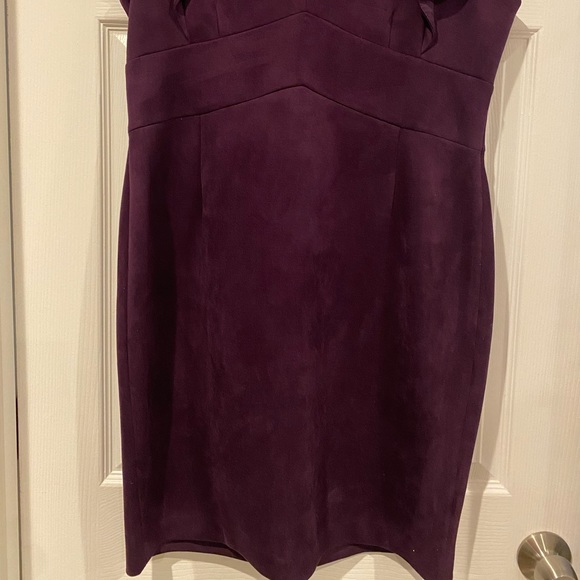 DKNY Ruffled Cap-Sleeve Sheath Dress Aubergine Purple - Picture 6 of 8